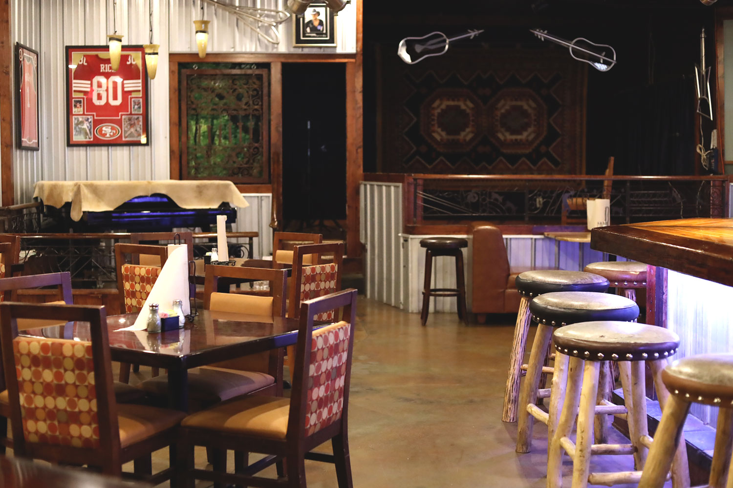 Three Jimmy’s Good Time Eatery: Gatlinburg, TN Restaurant Review