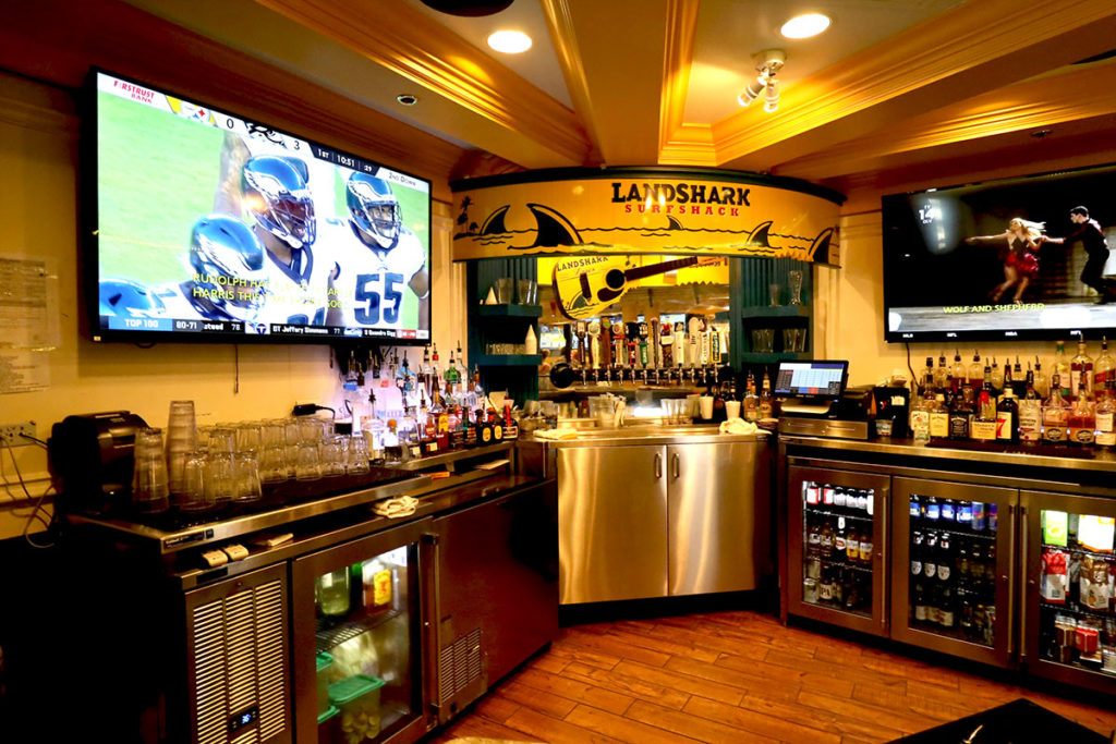 Landshark Bar & Grill Gatlinburg Restaurant Review The Historic