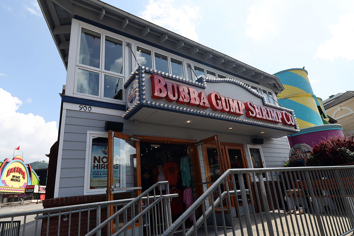 Bubba Gump Shrimp Co. – Gatlinburg Restaurant Review