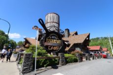 Crockett's Breakfast Camp