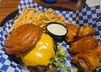 Burger & wing combo
