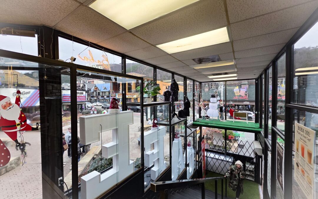 Glass House Gatlinburg: Coffee Shop or Children’s Boutique? Both!