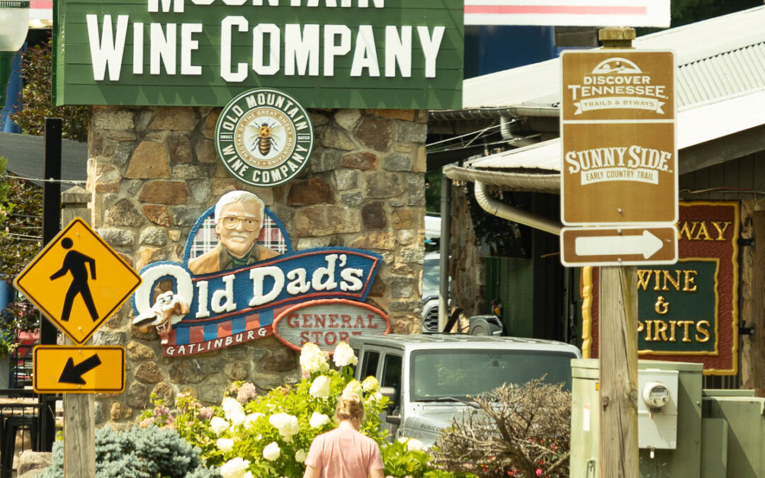 Old Dad’s General Store: An Affordable Lunch Worth the Walk from the Historic Gatlinburg Inn